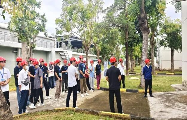 校企攜手育人才 高校師生走進(jìn)荔枝溝水質(zhì)凈化廠